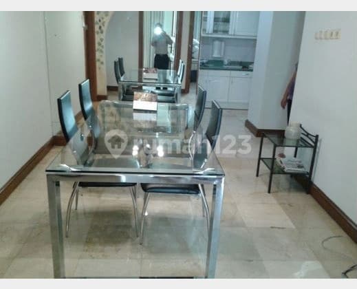 Dijual Apartment Taman Pasadenia 3 BR Full Furnished Hadap Timur