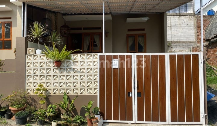 Rumah Baru Semi Furnished SHM Sariwangi Sayap Gerlong Setiabudi