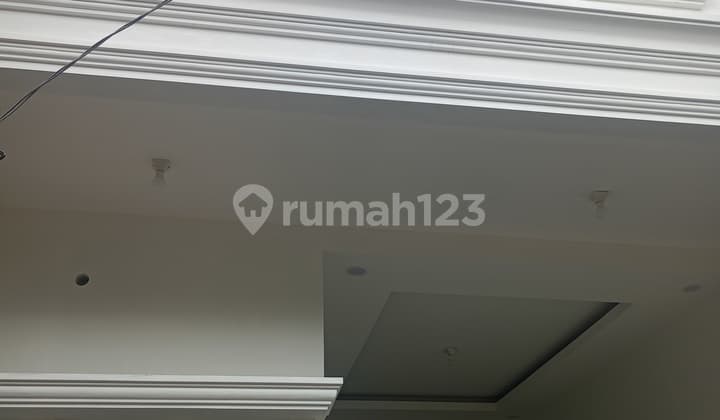 Rumah3 Lantai Siap Huni di Condet Jakarta Timur