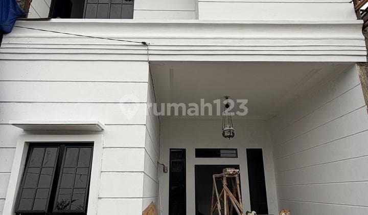 Rumah Mewah Siap Huni di Klapa Dua Wetan Jakarta Timur