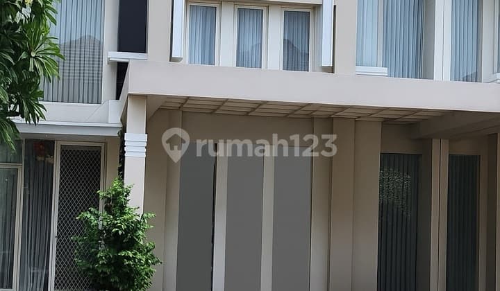 Rumah Modern Minimalis Siap Huni Grand Pakuwon Surabaya