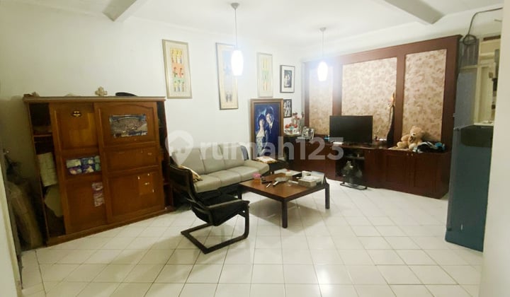Rumah Bagus Siap Huni Di Jl Gunung Gede, Taman Bromo Karawaci Tangerang