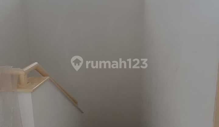 For Sale Rumah Bagus Siap Huni Strategis di Bintaro Sektor 9