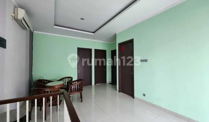 Rumah Luas 255 di Cluster Kebayoran Villas Bintaro