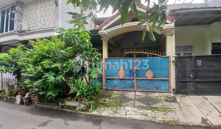 Dalam Komplek Bebas Banjir