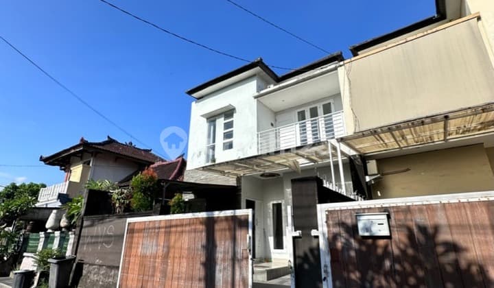 Dijual Rumah 2 Lantai 3 Kamar di Denpasar Barat