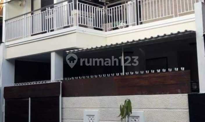 For Sale Large 6-Bedroom House Near TSM Mall 25/12