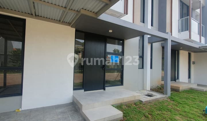 Fully Renovated, Move-in Ready House in Yuthica BSD City