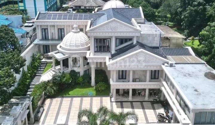 Rumah Mewah Artis Full Furnished Siap Huni di Villa Cinere Mas