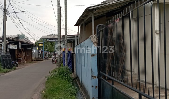 Gudang + Rumah 2 Lantai di Serua Ciputat Tangerang Selatan