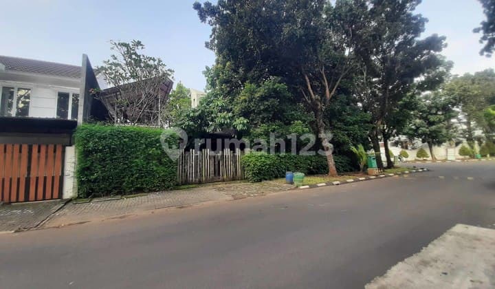 Rumah Hook dibawah Harga Pasaran hitung Tanah di Puspita Loka BSD