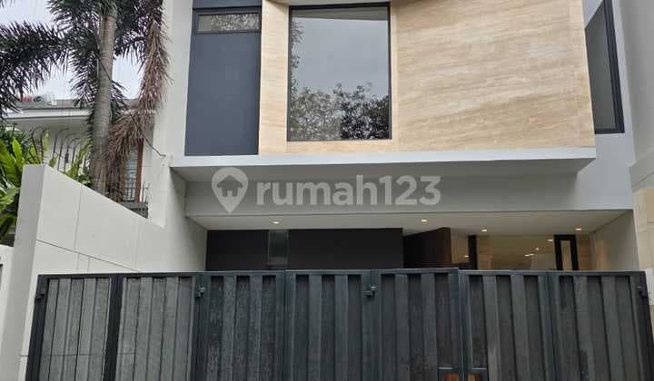 Rumah Baru Mewah 2.5 Lantai ,Prestisius di Kemang Jakarta Selatan
