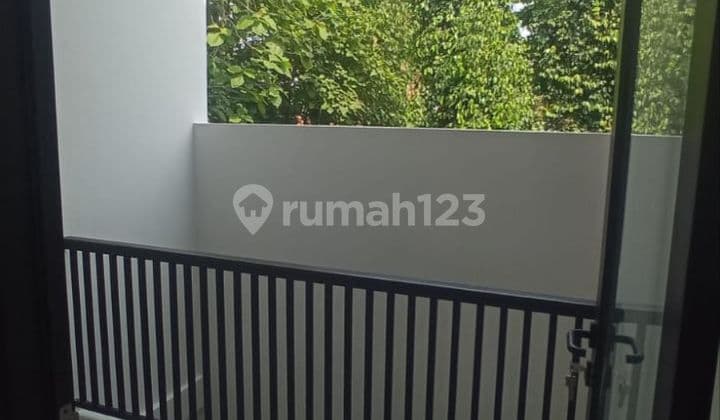 Rumah 2 Lantai+Hook Dengan DP 0% di Bekasi
