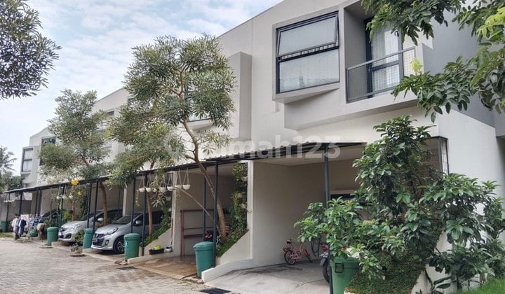 Rumah 2 lantai Kawasan Syariah Tanpa Denda