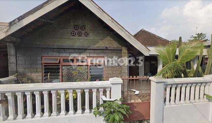 For Sale, Central Jombang House