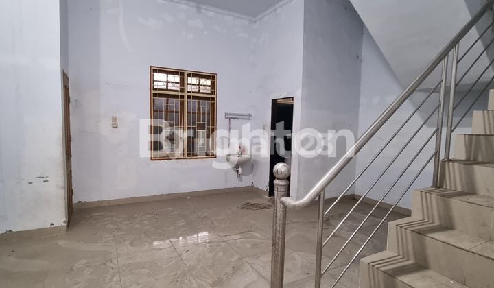 Rumah Komplek Gaharu Town House