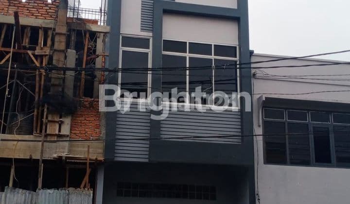 Ruko baru bertingkat 3