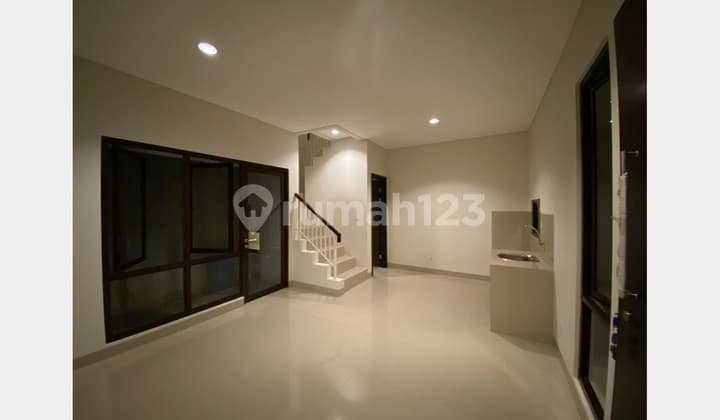 Dijual Rumah 2 Lt 6X10 Siap Huni Cluster Mozia Amarine Bsd