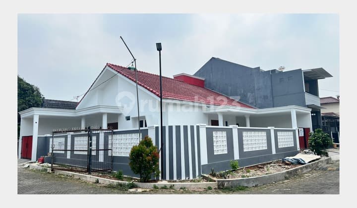 Dijual Rumah Bagus & Terawat,Posisi Hook, Di Taman Royal,Tangerang