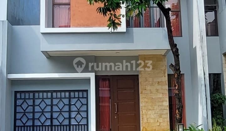 Cheap Sale Beautiful 2-Story House 7 x 18 Newton Gading Serpong
