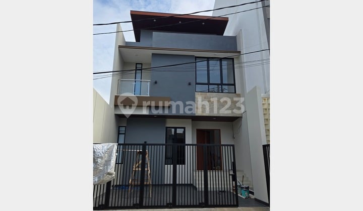 Dijual Rumah 2 LT 7X18 Siap Huni di Taman Villa Meruya Jakbar