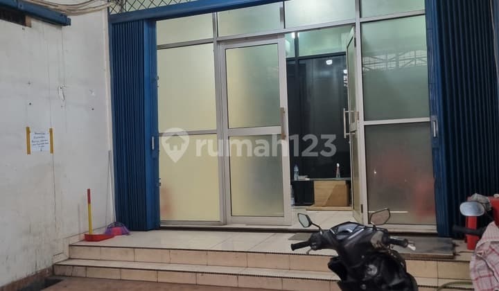 Di Jual Cepat....Lokasi Depan...Akses Jalan Utama bisa 4 Mobil