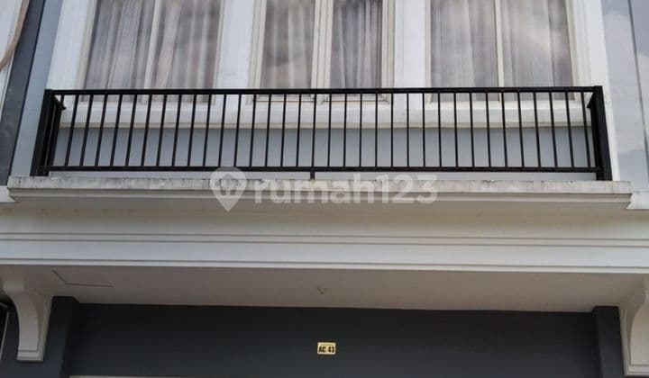 Ruko Grand City Hadap Jalan Utama