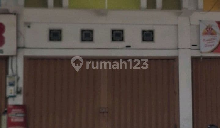 Shop House by the Main Road Soekarno Hatta