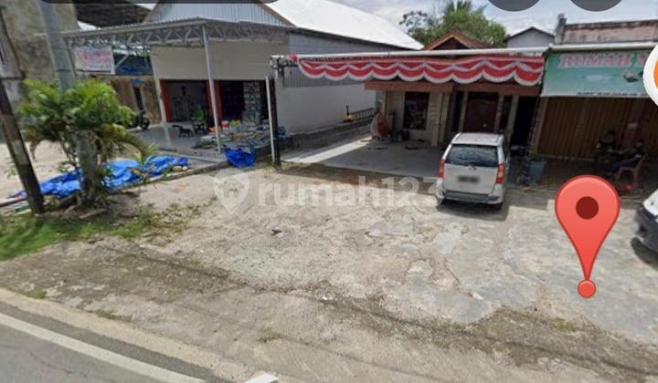 Rumah Pinggir Jalan Silkar Petung