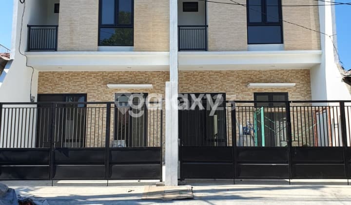 Rumah dijual daerah Nirwana Eksekutif baru gress surabaya timur