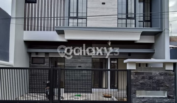 Rumah minimalis 2 lt gress kontemporer daerah Wisma Permai dekat galaxy mall di surabaya timur