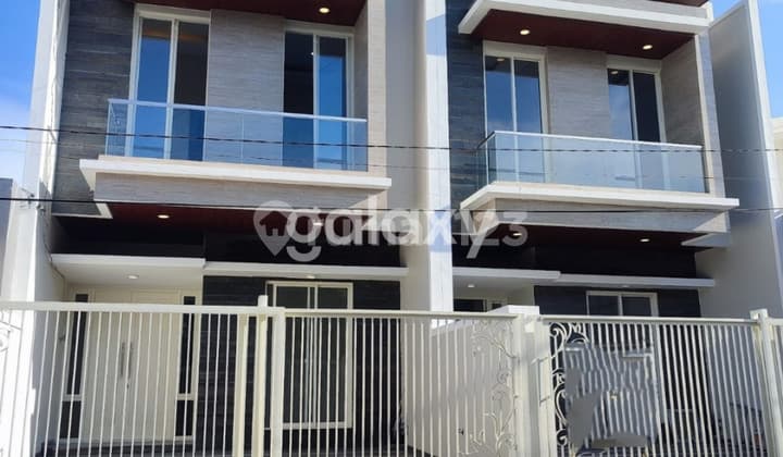 Rumah baru minimalis modern 2 lantai daerah Manyar kertoadi surabaya