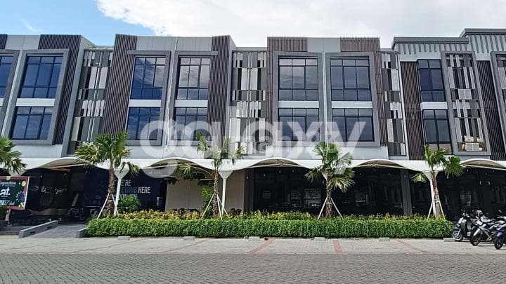 Jual Ruko Baru Modern 3 Lantai dengan Rooftop Pakuwon City
