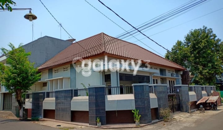 FOR SALE: BEAUTIFUL HOUSE IN PASURUAN CITY CENTER (HOOK) RECENTLY RENOVATED