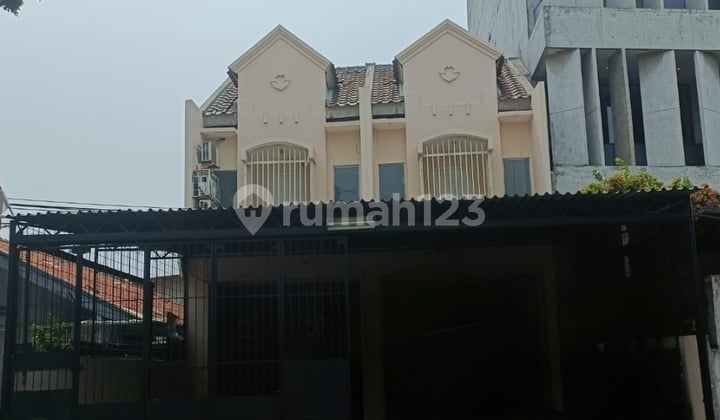 Turun Harga Ruko Komersial Gandeng 3 Lantai Di Jalan Utama Meruya Jakarta Barat