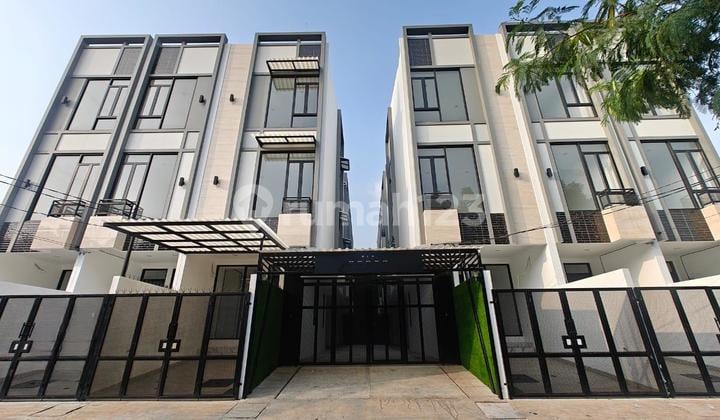 Rumah Minimalis Modern Dalam Cluster Siap Huni Kedoya Jakarta Barat