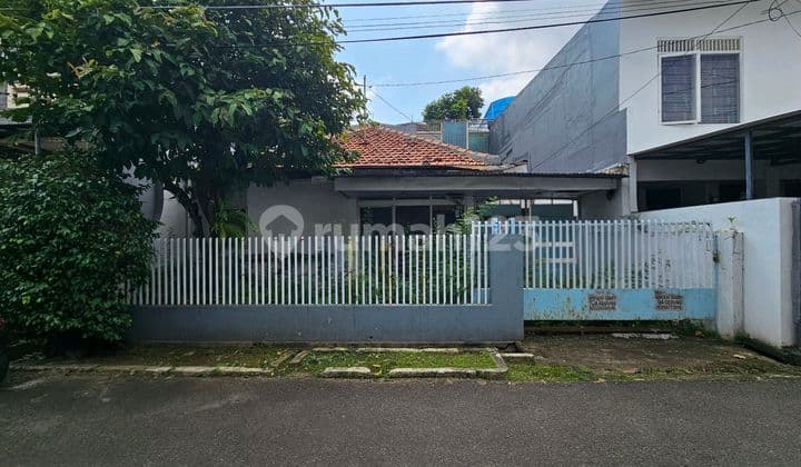 Rumah Tua Hitung Tanah Sunrise Jakarta Barat