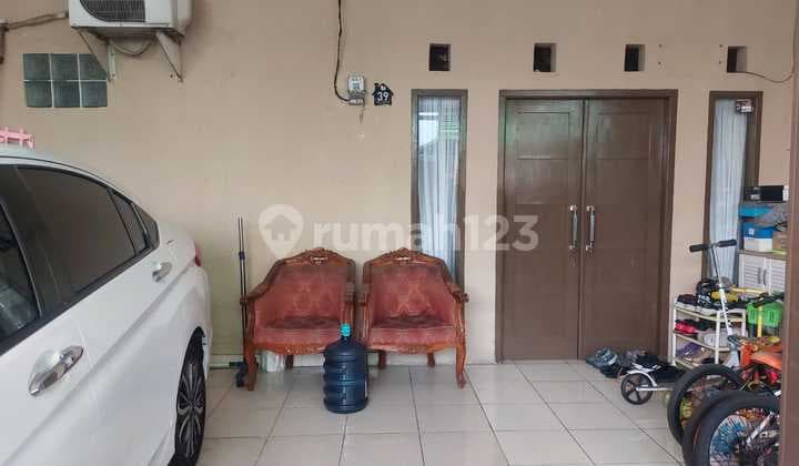 Dijual Rumah Lama Siap Huni Single House Area Pondok Pinang Jakarta Selatan Lokasi Strategis Dekat ke MRT