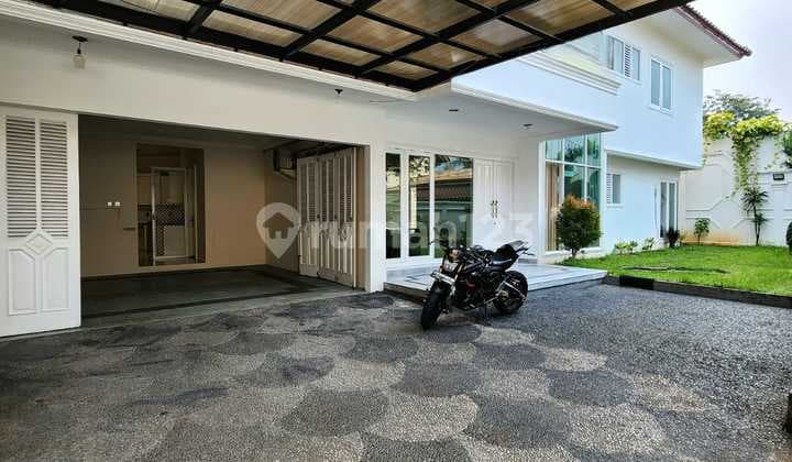 Rumah Siap Huni 2 Lantai Dalam Komplek Strategis di Ampera Jakarta Selatan