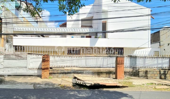 For Sale: 2-Story House Counting Land Area in Dharmawangsa, Kebayoran Baru Strategically Located, Wide Road Access for 3 Cars