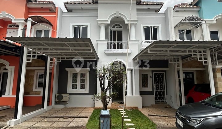Hot For Sale Beautiful House Ready to Live In, Land Area 112 3+1 Bedrooms, Newly Renovated, Strategic Location in Raffles Hills Cibubur. SHM Available! Good House with SHM in Raffles Hills