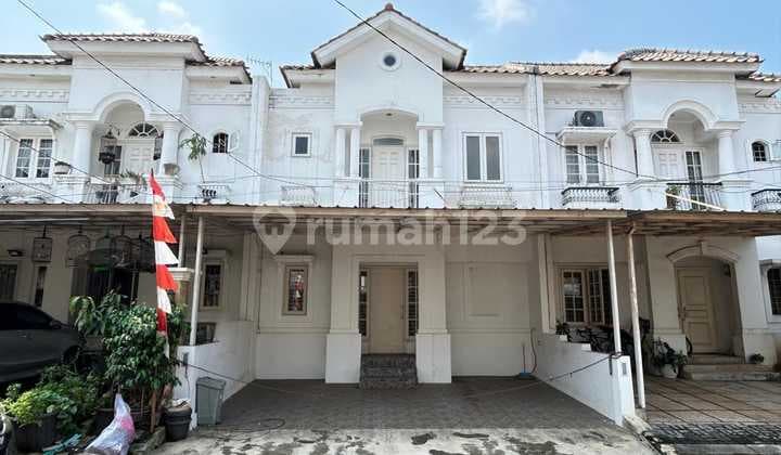 Dijual 2nd Boulevard Raffles Hills, Lt.98/Lb.120, 3kt, Siap Huni, Sudah Renovasi, Bebas Banjir, Lokasi Strategis, Di Raffles Hills Cibubur, Shm, Dekat Akses Pintu Tol Dan Pusat Perbelanjaan, Dekat Sekolah, Nego Sampai Jadi! Rumah Bagus SHM