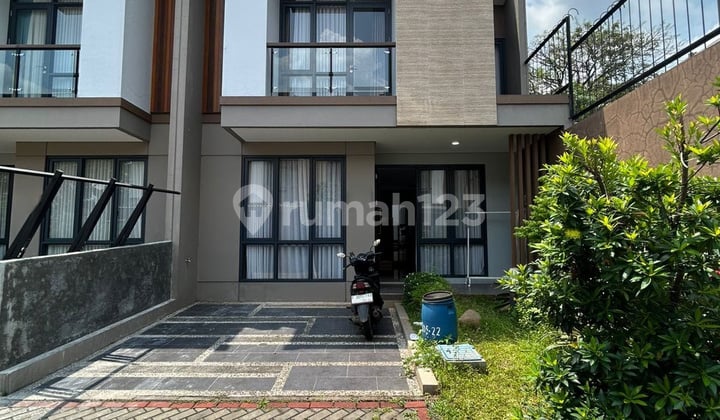 Disewa Rumah Cluster Terbaru Fully Furnished 3+1Kt di Kota Wisata Cibubur, Siap Huni, Bangunan Baru, Lokasi Strategis Full Furnished, Rumah, 2 Lantai, SHM,.