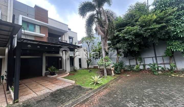 Dijual Cepat Rumah Mewah Lt.220 Cluster Baru Di Raffles Hills Cibubur, Semi Furnished, Hook, Siap Huni, Bebas Banjir, Lokasi Strategis Shm Rumah SHM di Trans Studio Mall Cibubur, Jl. Alternatif Cibubur, Harjamukti, Cimanggis, Kota Depok, Jawa Barat, Indon