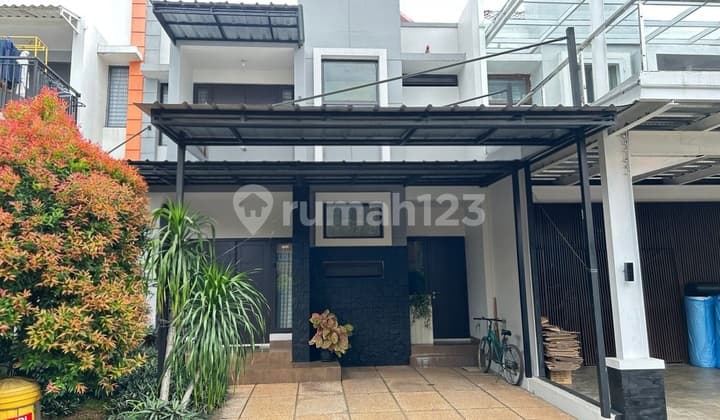 HOT Quick Sale 3BR Ready to Live Tidy Clean SHM Raffles Hills, East Jakarta Renovated