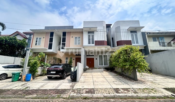 Siap Huni, Rumah, 2 Lantai, SHM, Bebas Banjir,