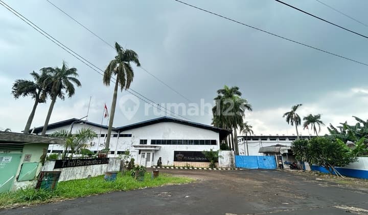 Warehouse / Factory for Rent / M2 Negotiable!! in Citeureup Industrial Area, Bogor. Very Strategic Location, Close to Toll Exit, Market, and Citeureup Bogor Police Station, for Rent / M2 Buildings A, B, C, D, E, F, G Warehouse in Pasar Citeureup II, Jl. Raya Mayor Oking Jaya