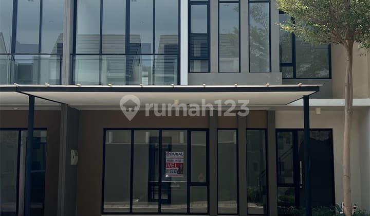 Rumah Cantik 2 Lt di Cluster Baltimore Pik 2 Siap Huni Strategis.