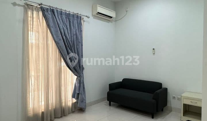 For Rent Dalam Cluster Eksklusif Rumah 2 Lantai + Rooftop