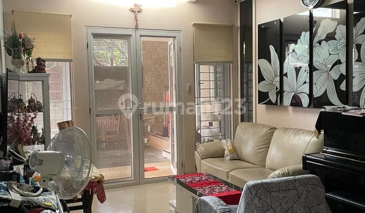Dijual Rumah di Casajardin Cluster, Jakarta Barat 14x15
